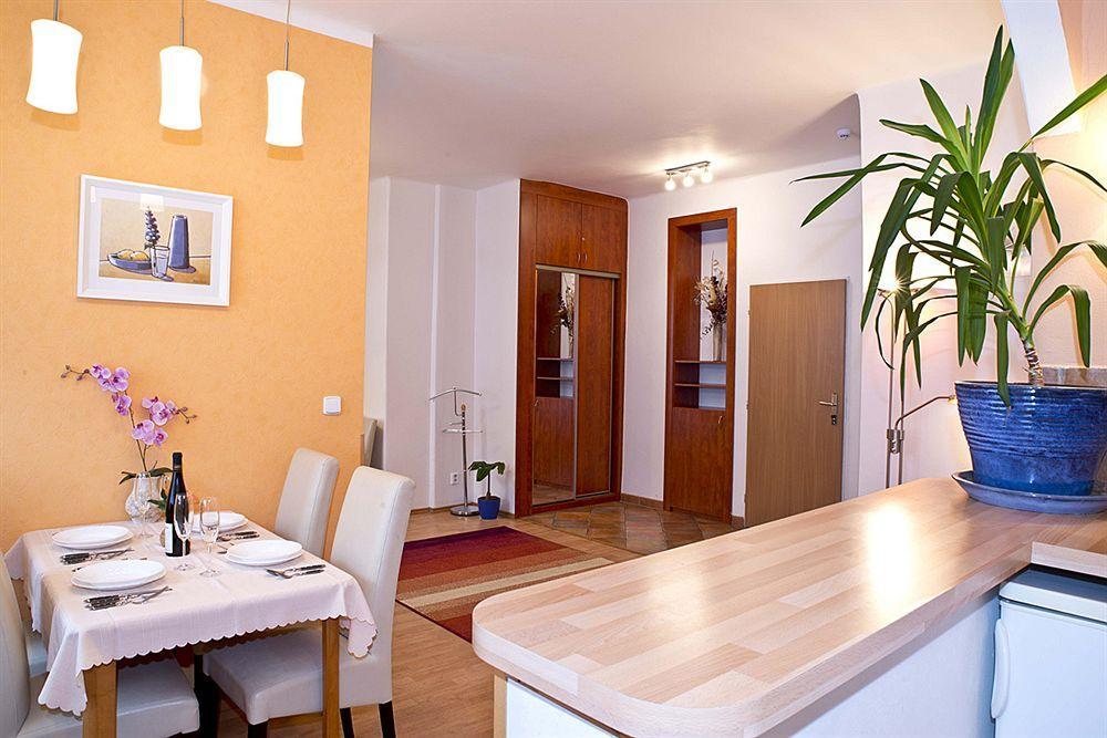Hostel Homer - Old Town Square Praha