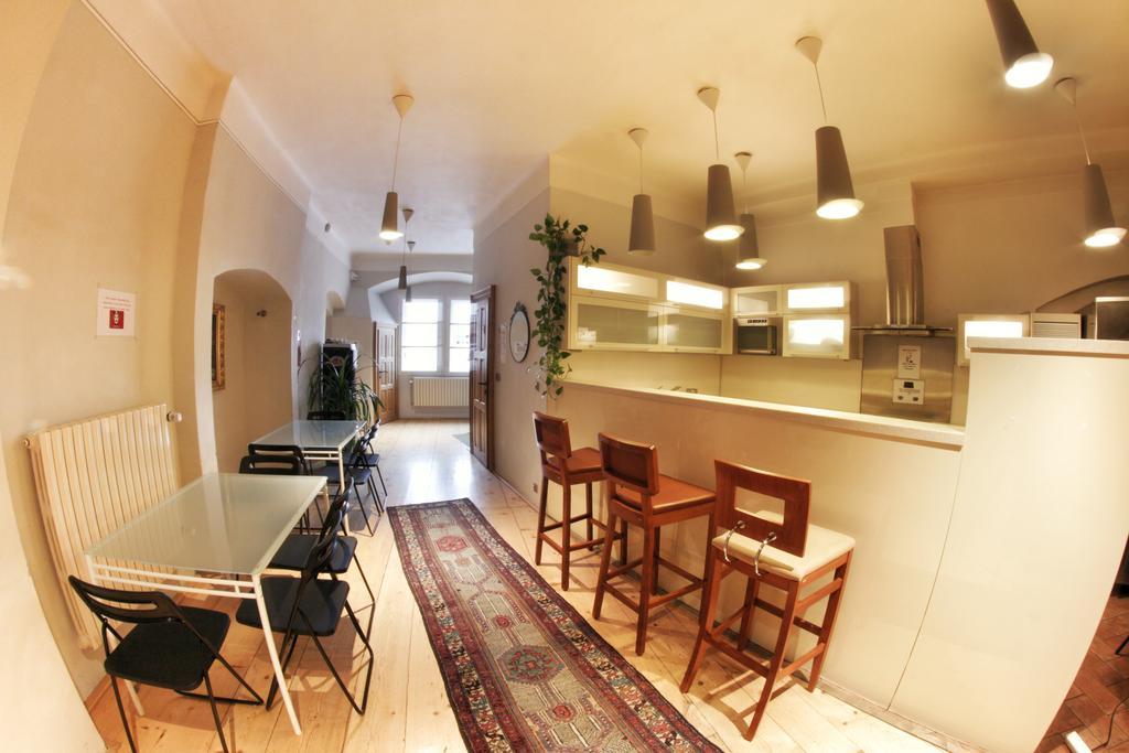 Hostel Homer - Old Town Square Praha